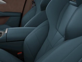 BMW XM, снимка 9