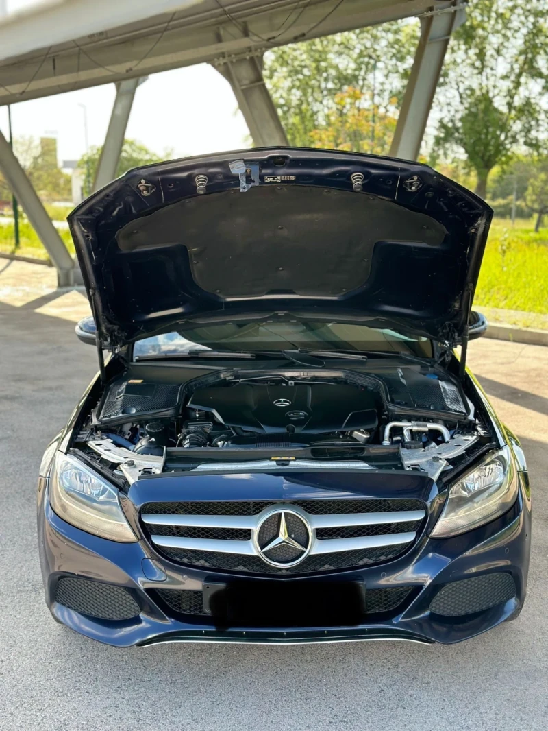 Mercedes-Benz C 220, снимка 8 - Автомобили и джипове - 47527823