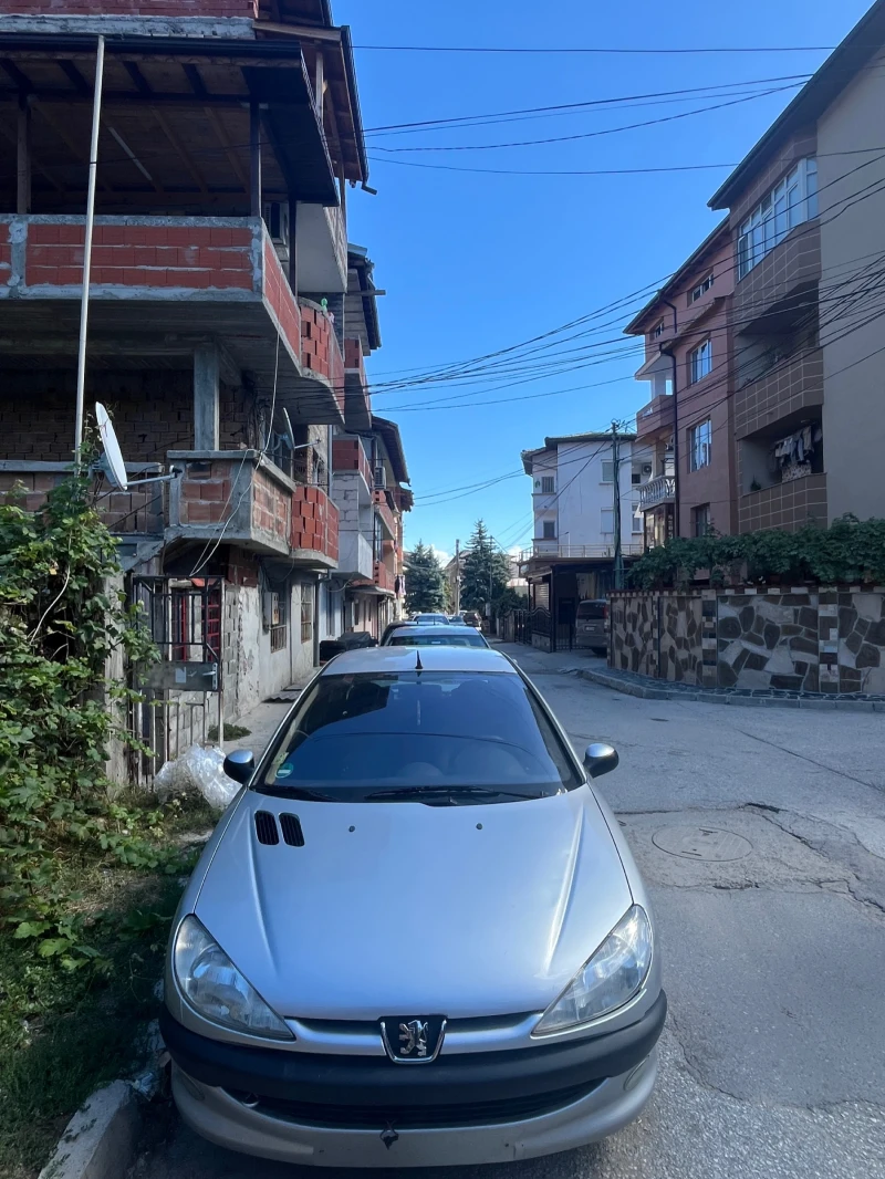 Peugeot 206, снимка 7 - Автомобили и джипове - 47245649