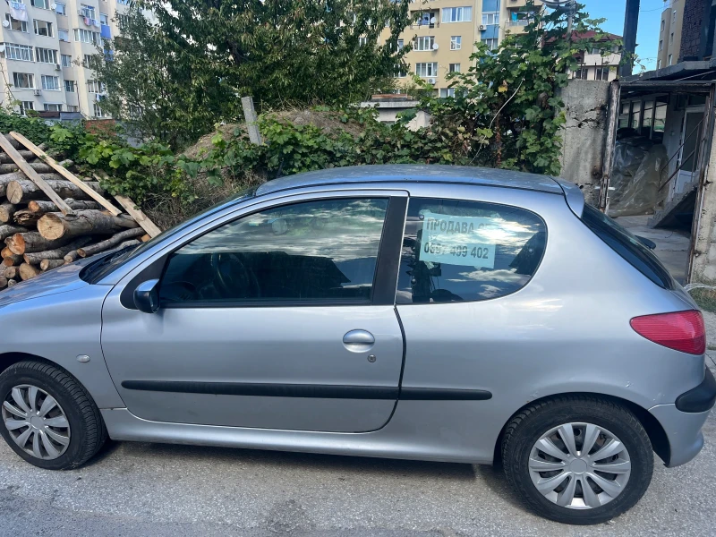 Peugeot 206, снимка 8 - Автомобили и джипове - 47245649