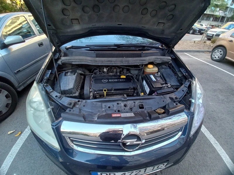 Opel Zafira, снимка 12 - Автомобили и джипове - 47644818