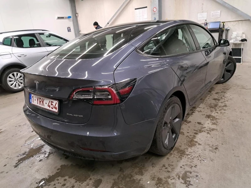 Tesla Model 3  4х4 Гаранция Термопомпа, снимка 2 - Автомобили и джипове - 48623770