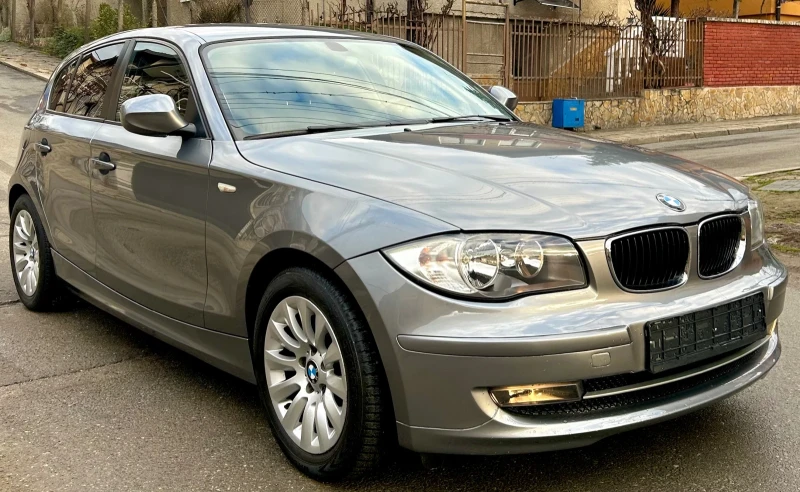 BMW 120 EURO 5 * 2010 Година * , снимка 1 - Автомобили и джипове - 48661309