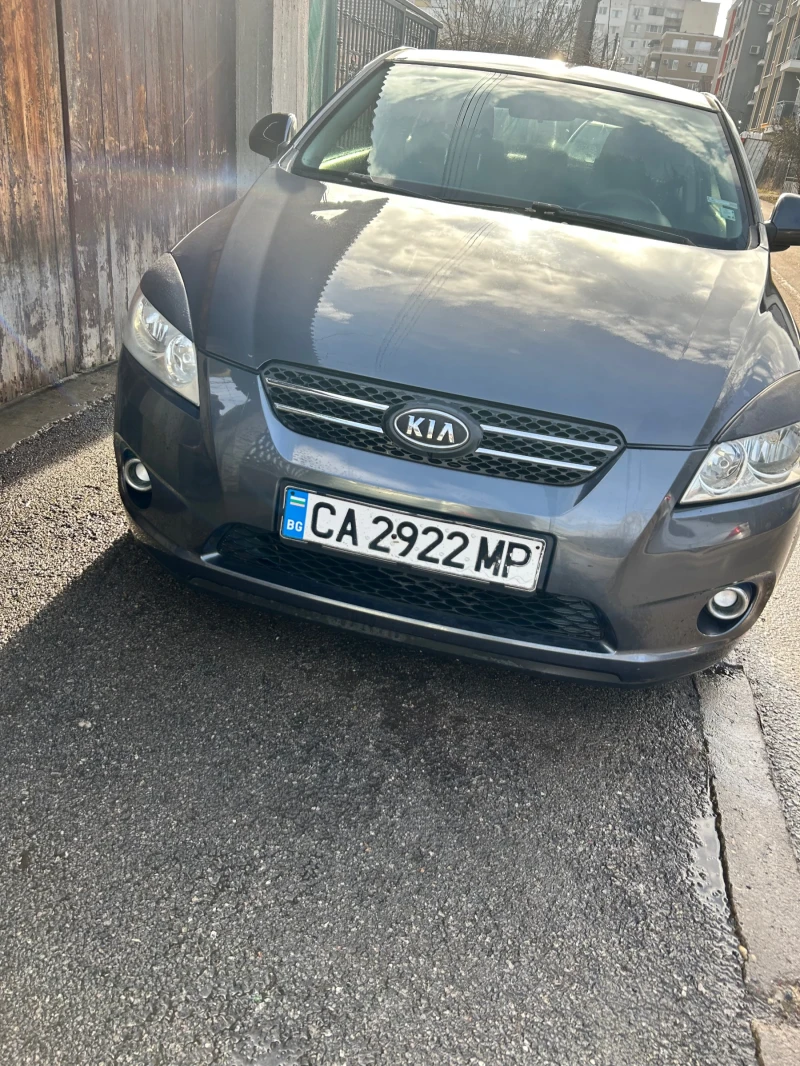 Kia Ceed, снимка 1 - Автомобили и джипове - 48926520