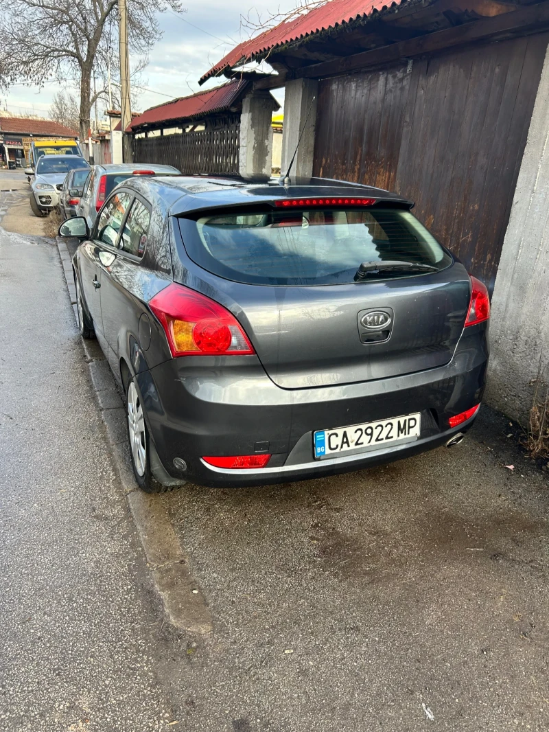 Kia Ceed, снимка 4 - Автомобили и джипове - 48926520