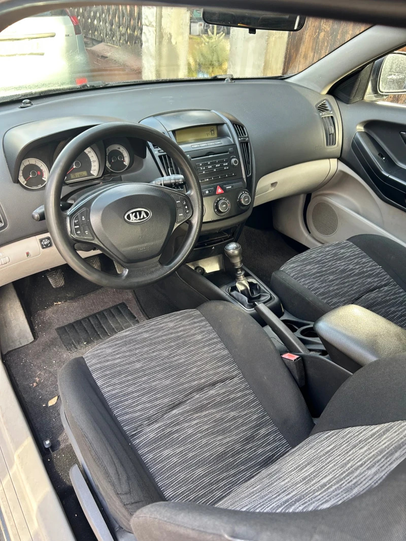 Kia Ceed, снимка 7 - Автомобили и джипове - 48926520