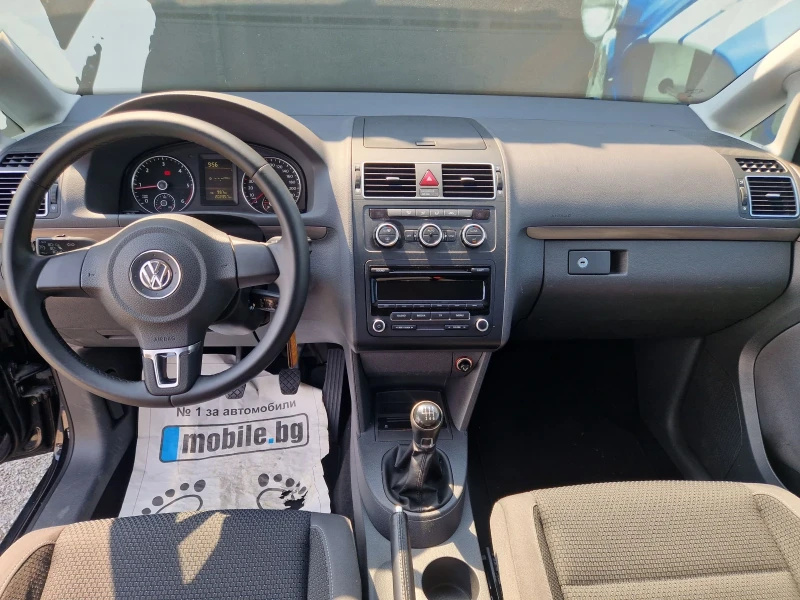 VW Touran 1.6TDi 7mesta Highline, снимка 10 - Автомобили и джипове - 50634675