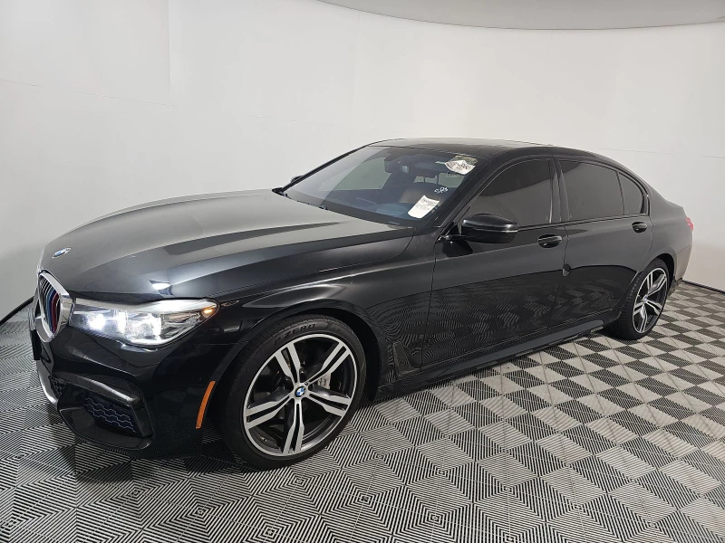 BMW 740 * M SPORT * harman kardon* Heads-Up* подгрев* обду