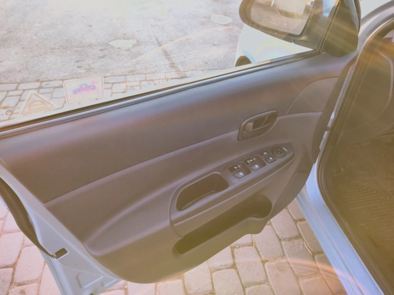 Hyundai Accent 1.4, снимка 8 - Автомобили и джипове - 52908657