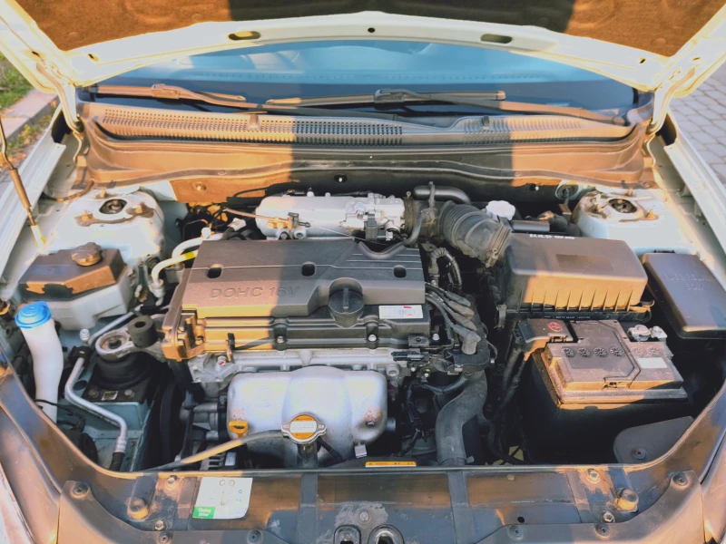 Hyundai Accent 1.4, снимка 15 - Автомобили и джипове - 52908657