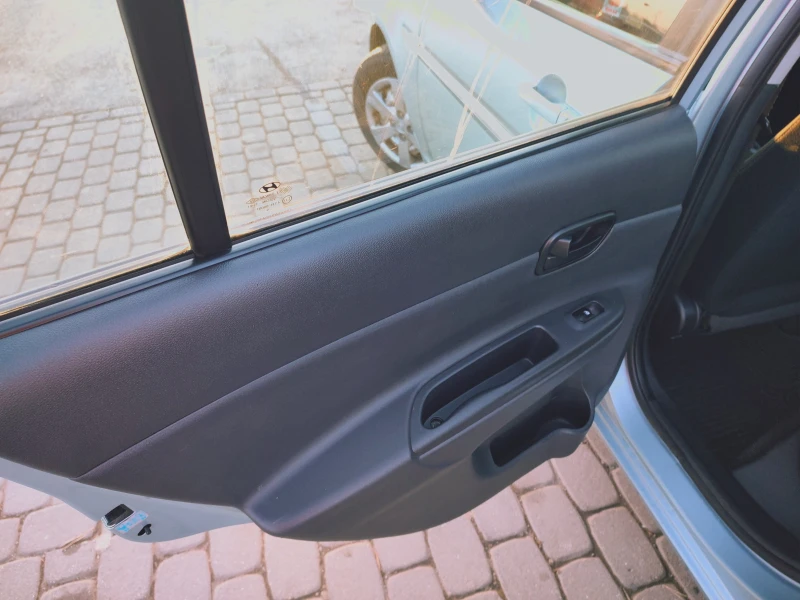 Hyundai Accent 1.4, снимка 12 - Автомобили и джипове - 52908657