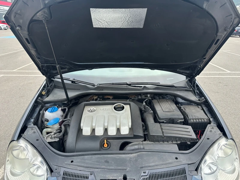 VW Golf, снимка 13 - Автомобили и джипове - 52961398