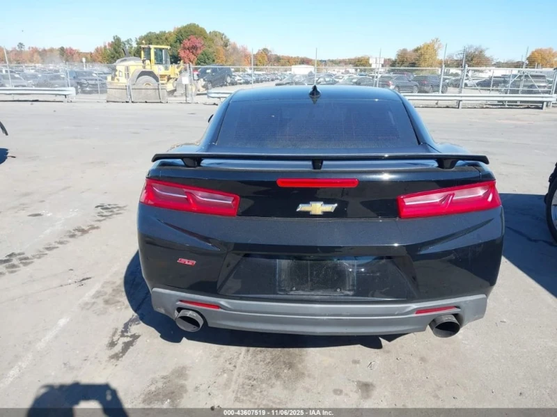 Chevrolet Camaro * 1SS * CARFAX * БЕЗ ПЪРВОНАЧАЛНА ВНОСКА, снимка 16 - Автомобили и джипове - 52968976