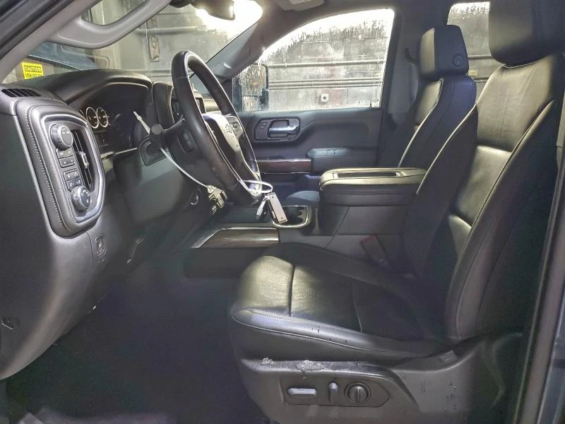 Chevrolet Silverado 5.3L 8 4x4 w/Rear Wheel Drv, снимка 10 - Автомобили и джипове - 52904739