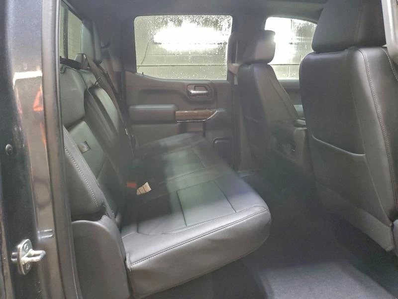 Chevrolet Silverado 5.3L 8 4x4 w/Rear Wheel Drv, снимка 13 - Автомобили и джипове - 52904739