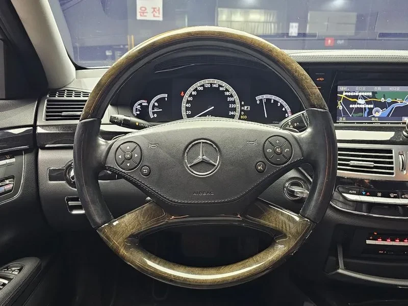 Mercedes-Benz S 350 Bluetec, снимка 13 - Автомобили и джипове - 53863331