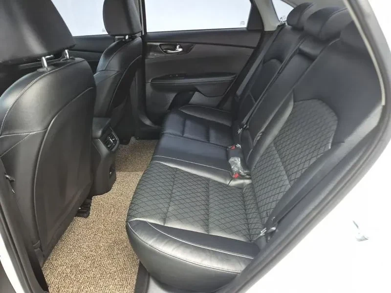 Kia K3 1.6 Signature | Mobile.bg � ����������� 12