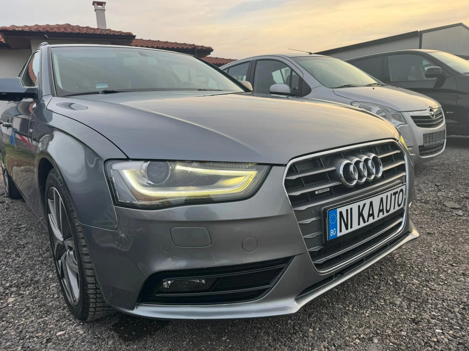 Audi A4 2.0 TDI 177 к.c. QUATTRO , снимка 1