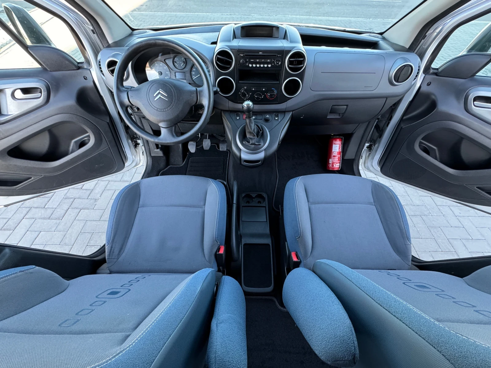 Citroen Berlingo 1.6 HDI 90к.с EURO 5 - изображение 8