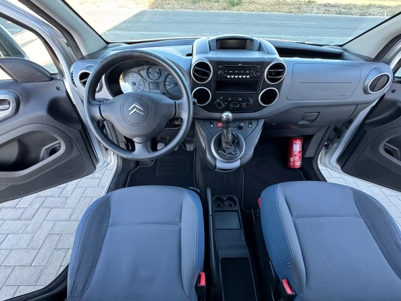 Citroen Berlingo 1.6 HDI 90к.с EURO 5 - изображение 9