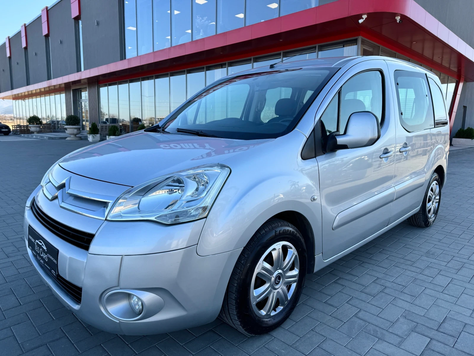 Citroen Berlingo 1.6 HDI 90к.с EURO 5 - изображение 3