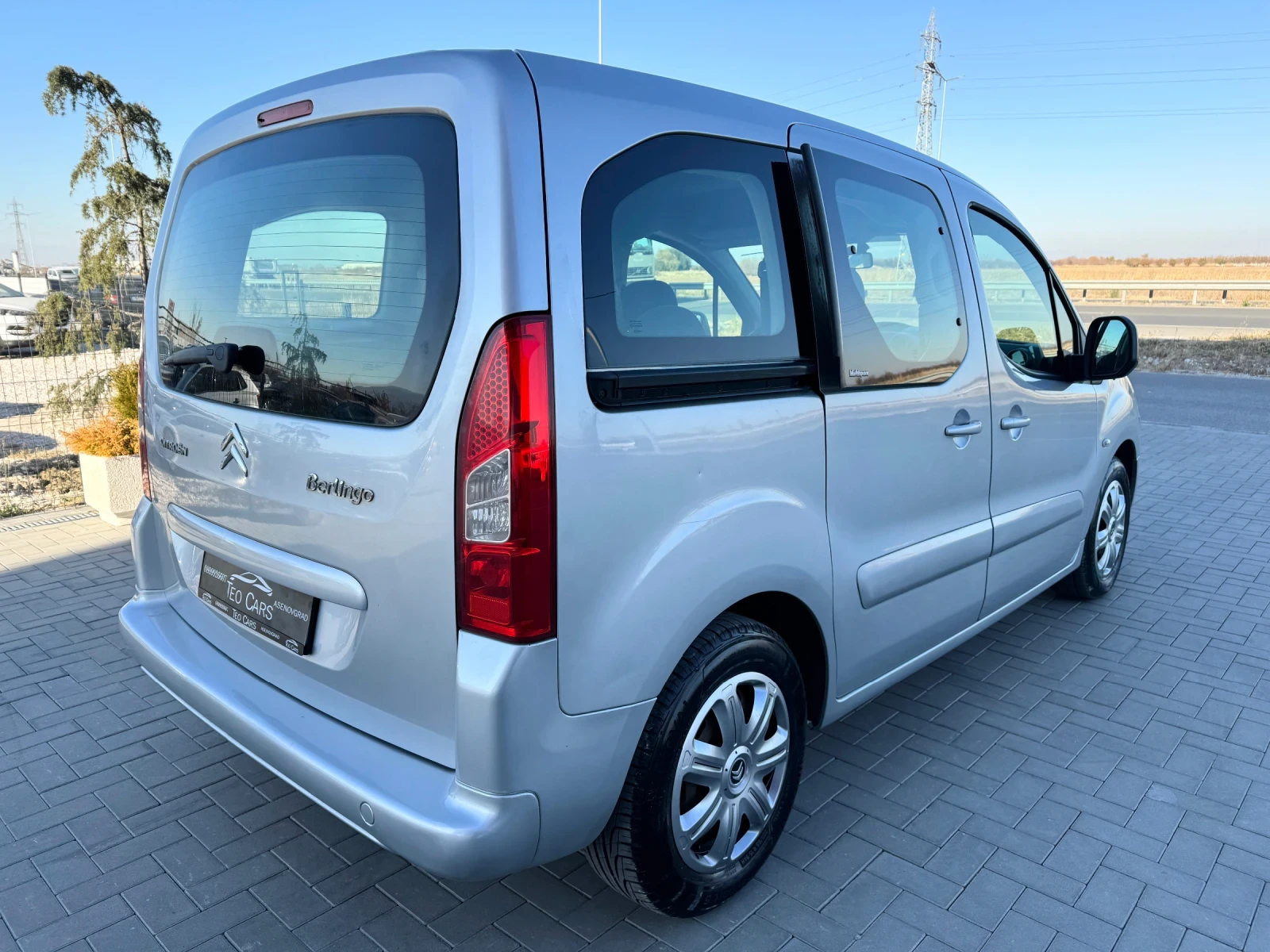 Citroen Berlingo 1.6 HDI 90к.с EURO 5 - изображение 7