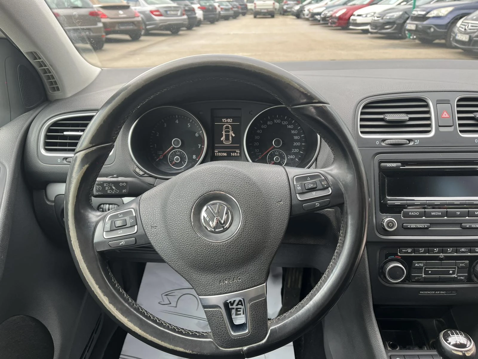 VW Golf 1.6 BENZ/GAS - изображение 10