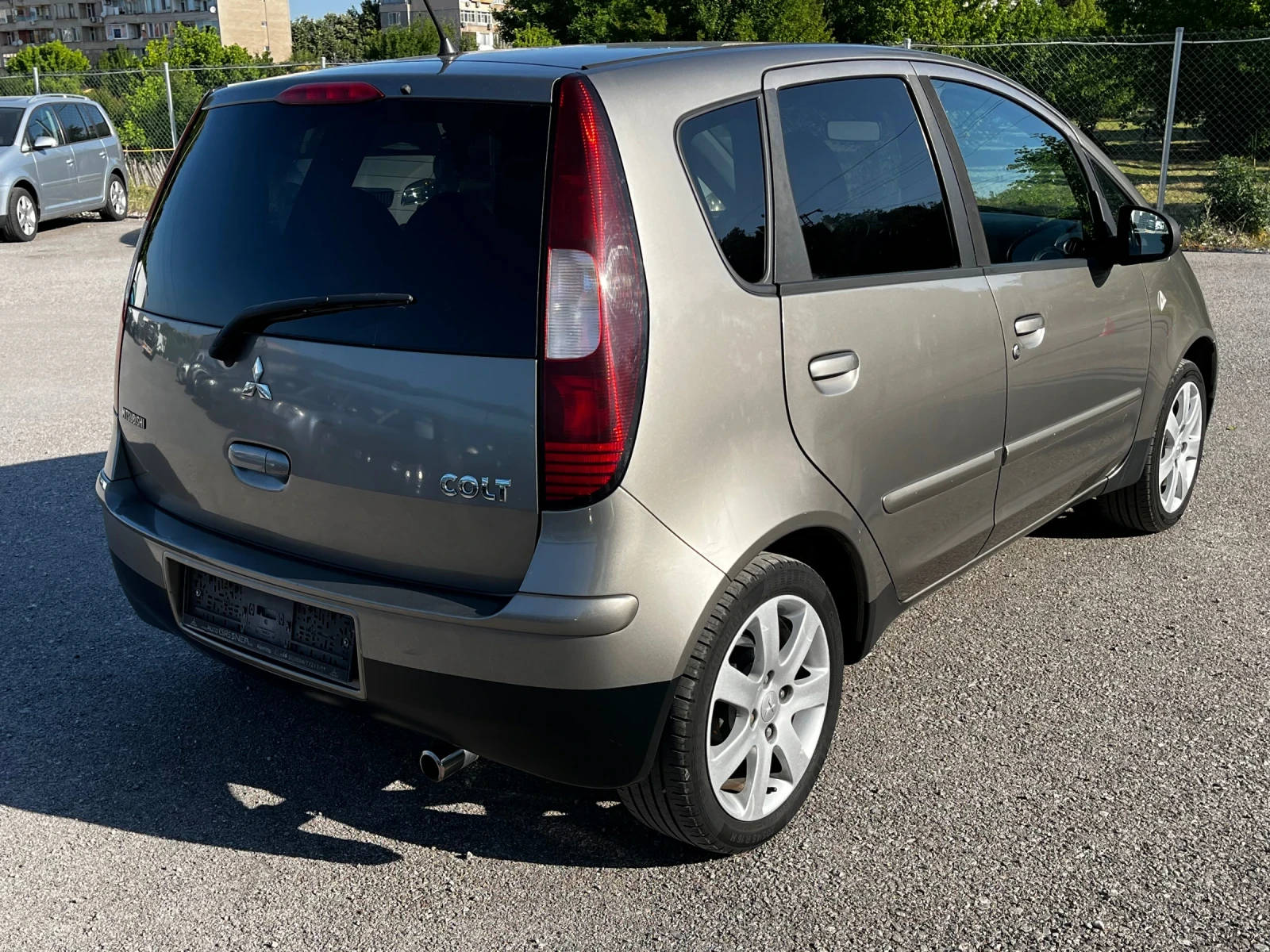 Mitsubishi Colt 1.3i CLIMA - изображение 5