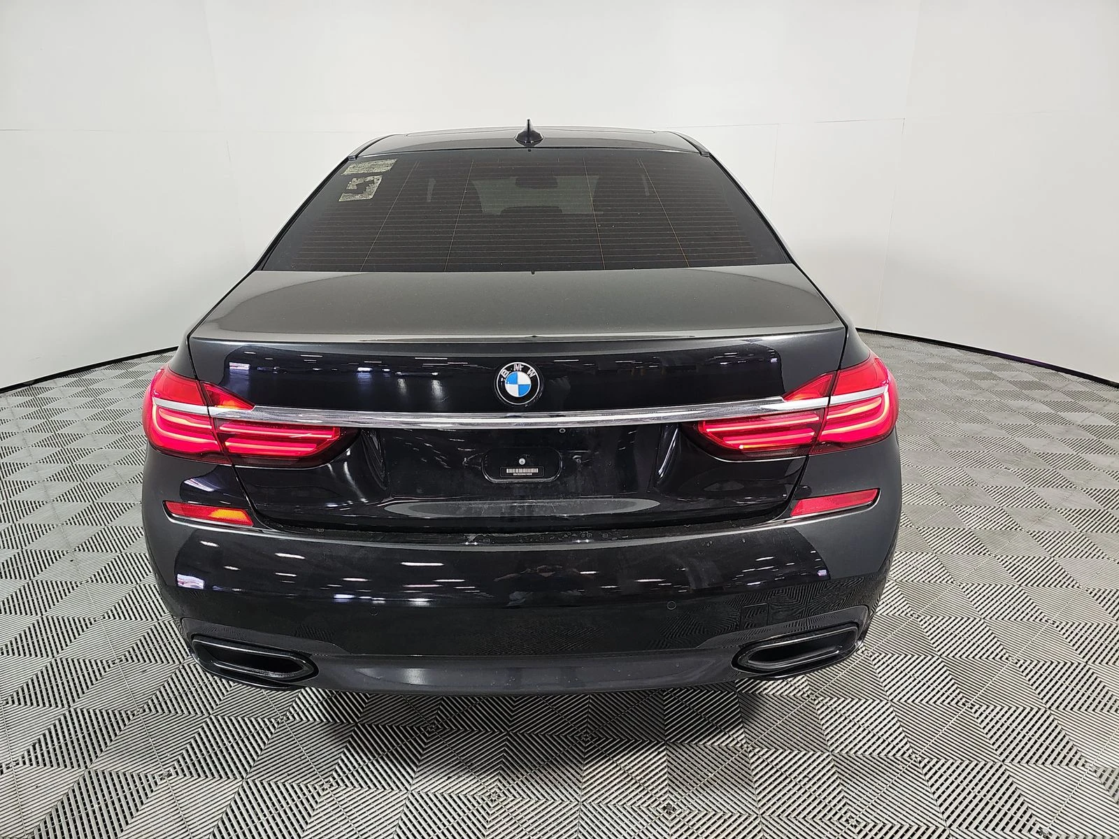BMW 740 * M SPORT * harman kardon* Heads-Up* подгрев* обду - изображение 3