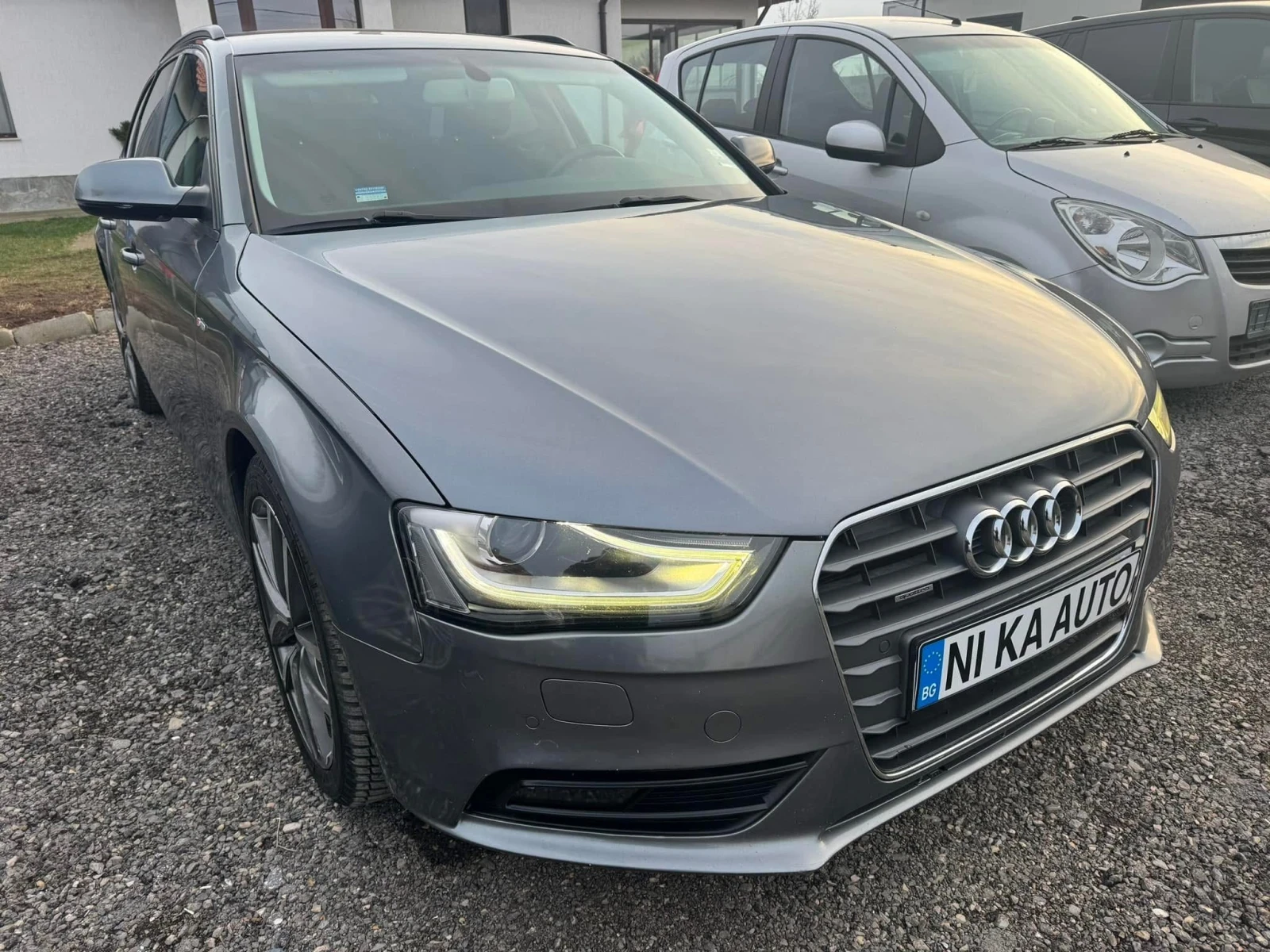 Audi A4 2.0 TDI 177 к.c. QUATTRO  - изображение 4