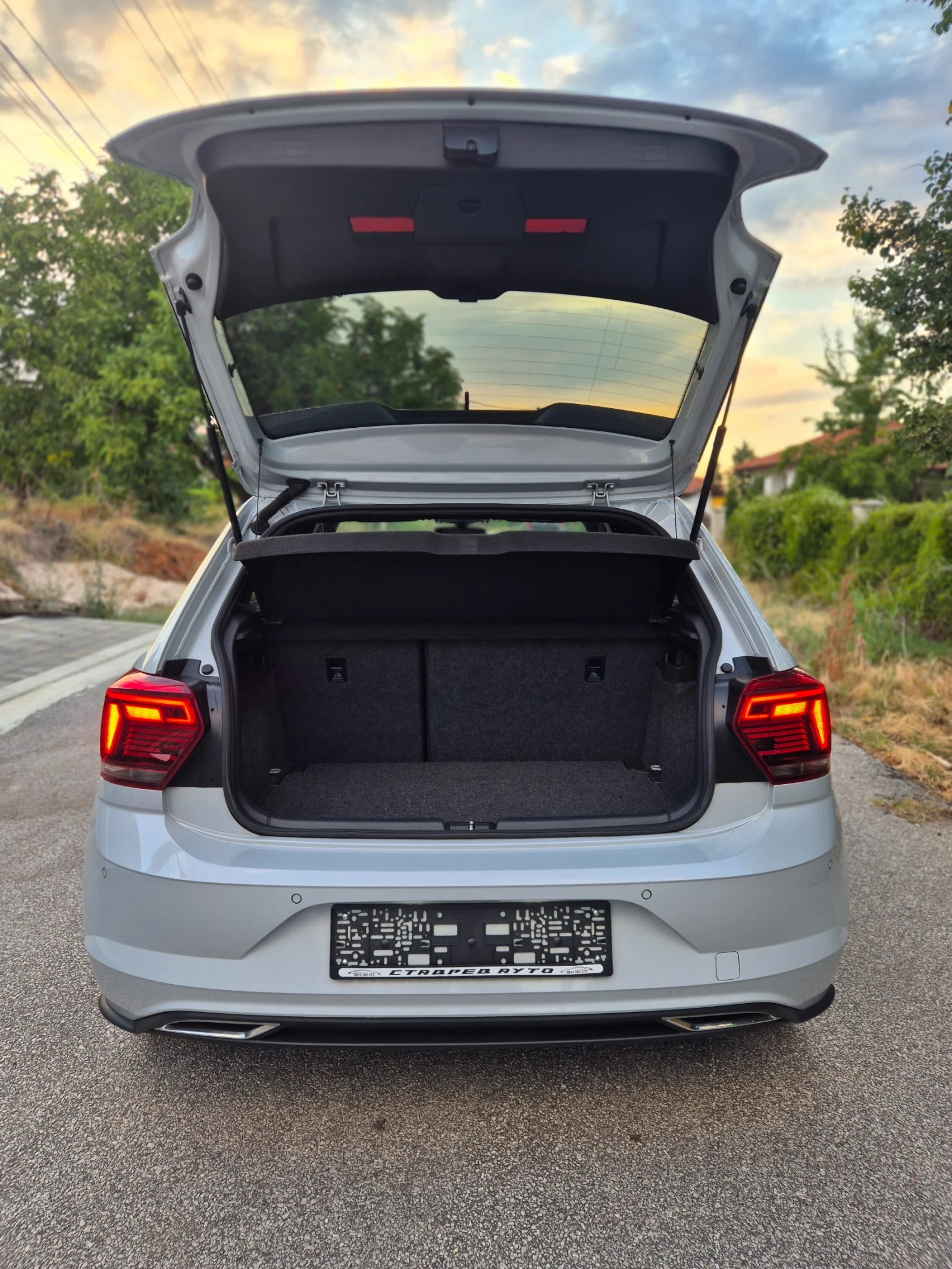 VW Polo 3xRline/1.6D/Automat/20г - изображение 7