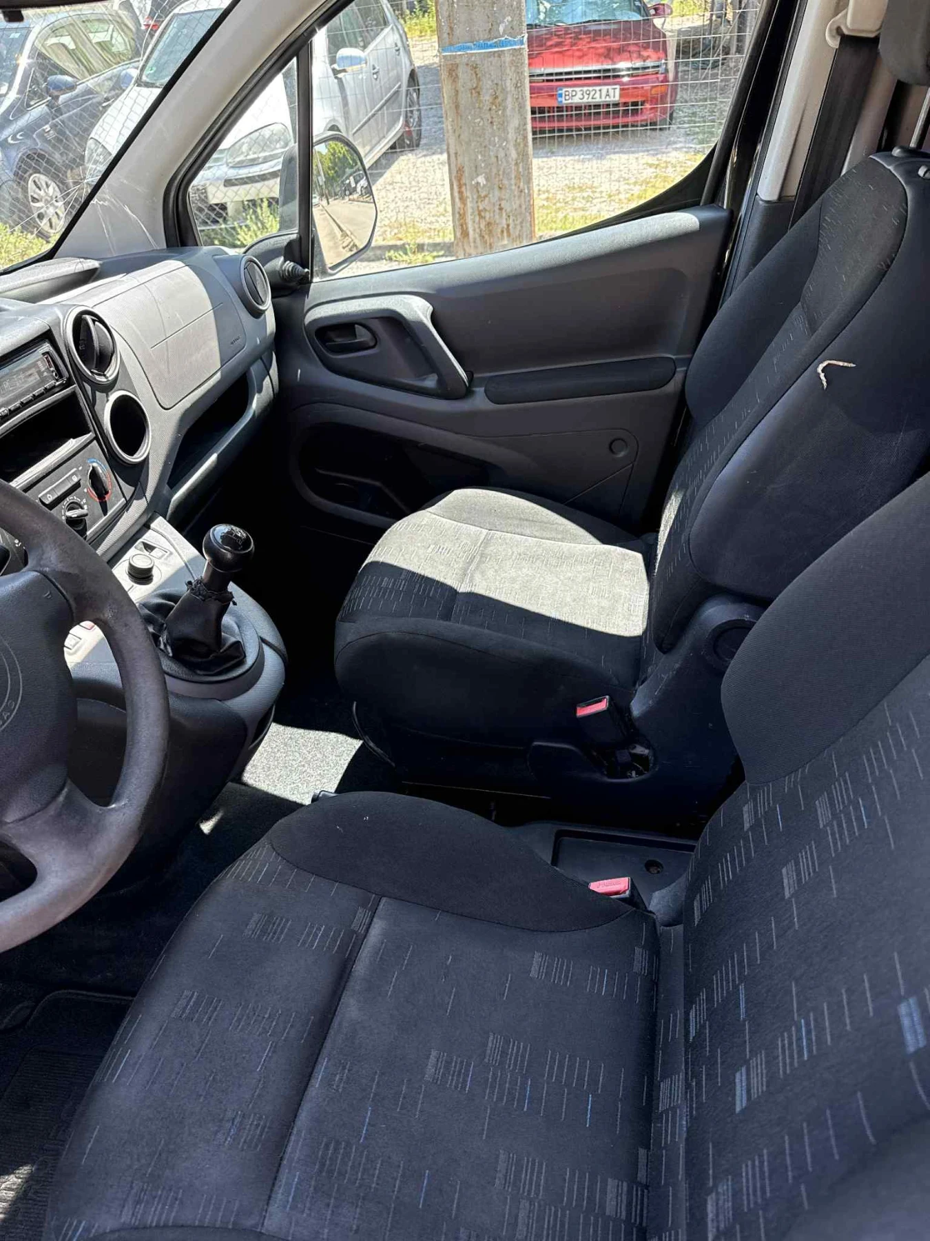 Citroen Berlingo 1.6HDI 5местен 2010год - изображение 8