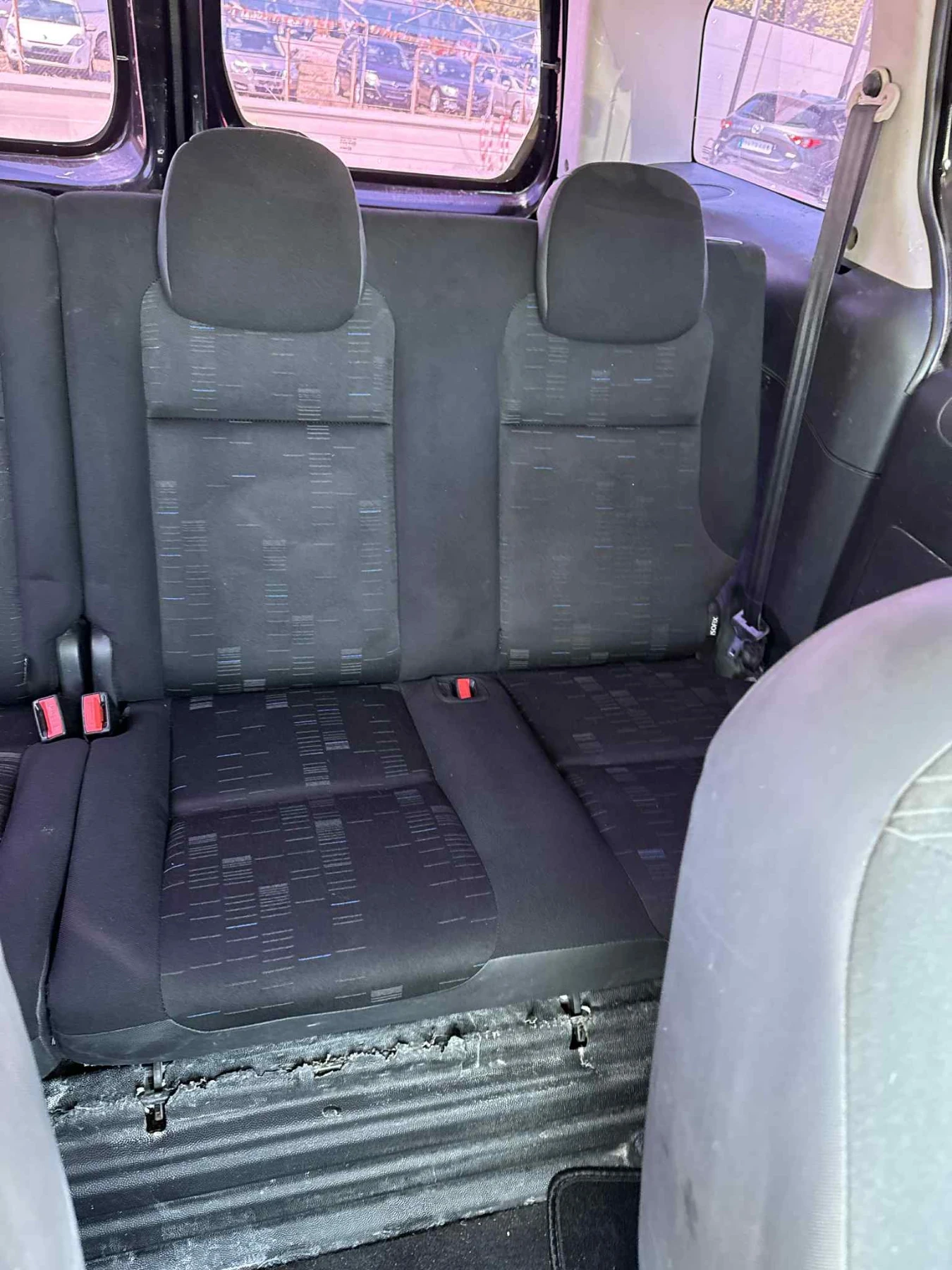 Citroen Berlingo 1.6HDI 5местен 2010год - изображение 9