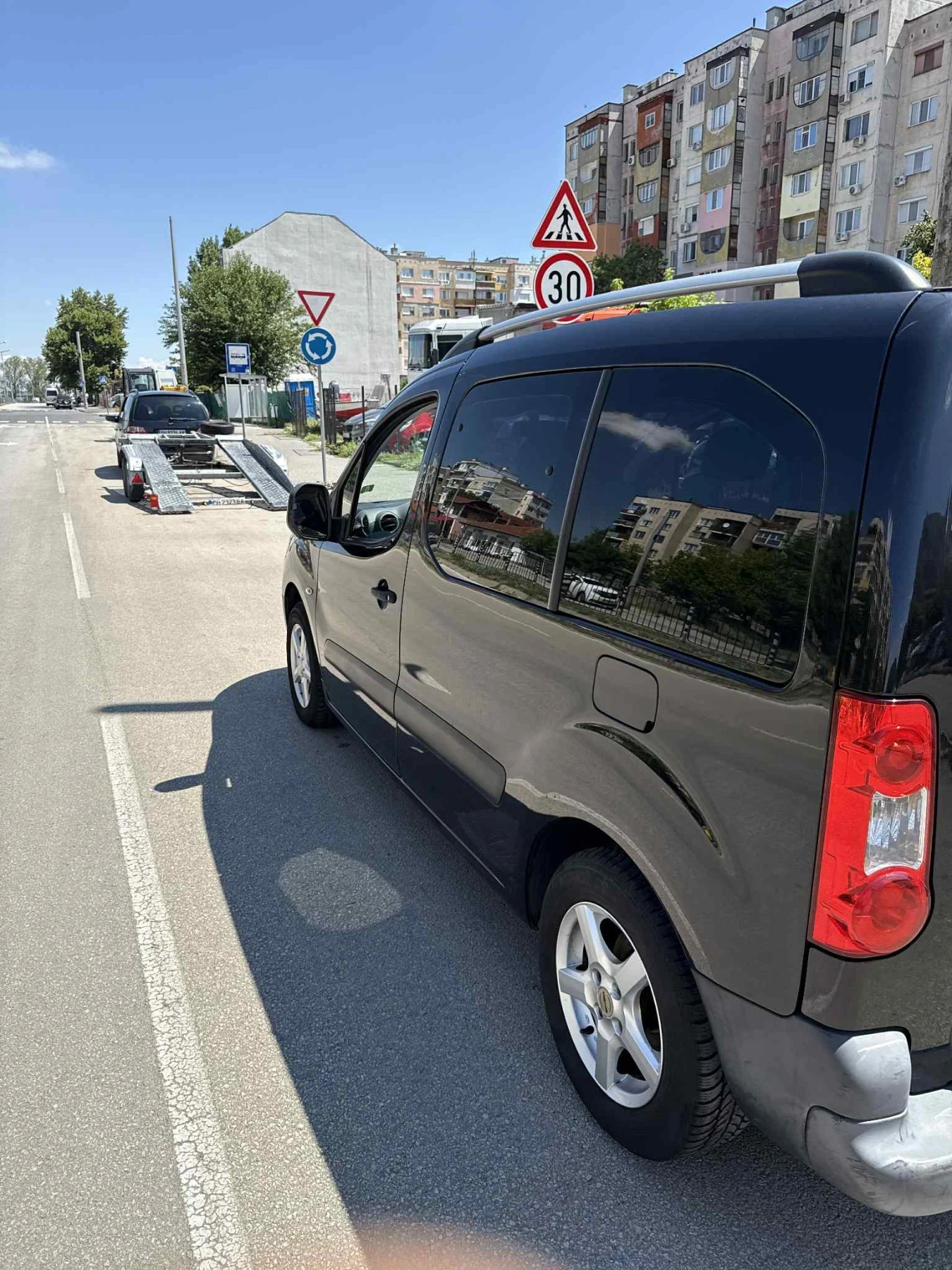 Citroen Berlingo 1.6HDI 5местен 2010год - изображение 6
