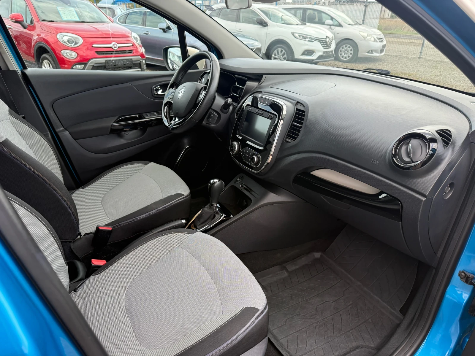 Renault Captur 1.2i CH Navi AUTOMAT | Mobile.bg   11