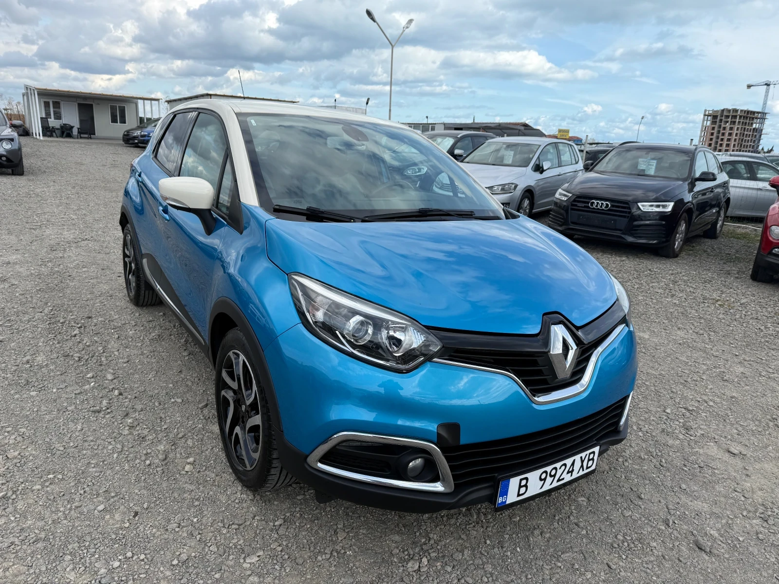 Renault Captur 1.2i CH Navi AUTOMAT | Mobile.bg   1