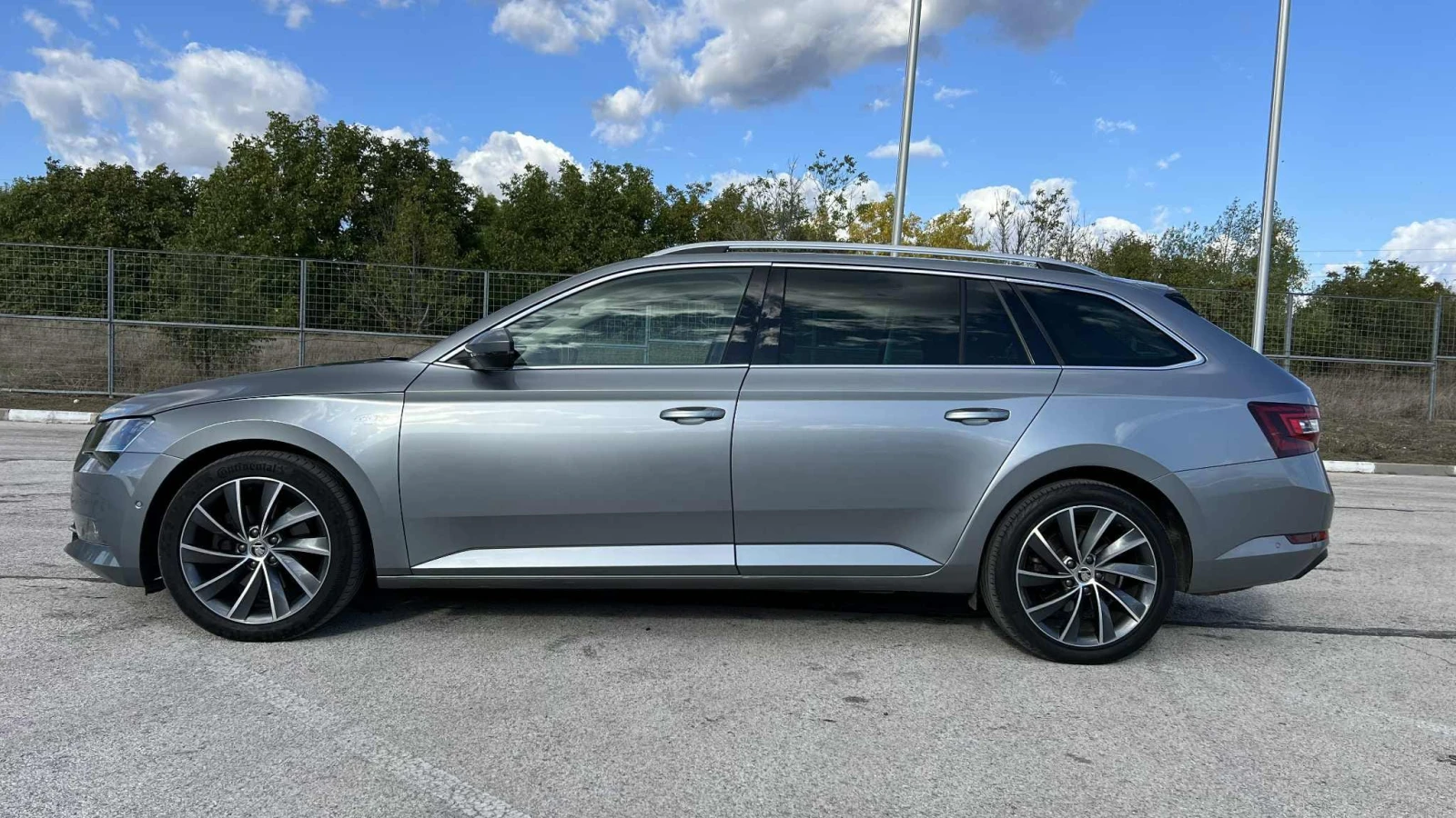 Skoda Superb 2.0 TDI L&K 4x4 Ambient - изображение 6