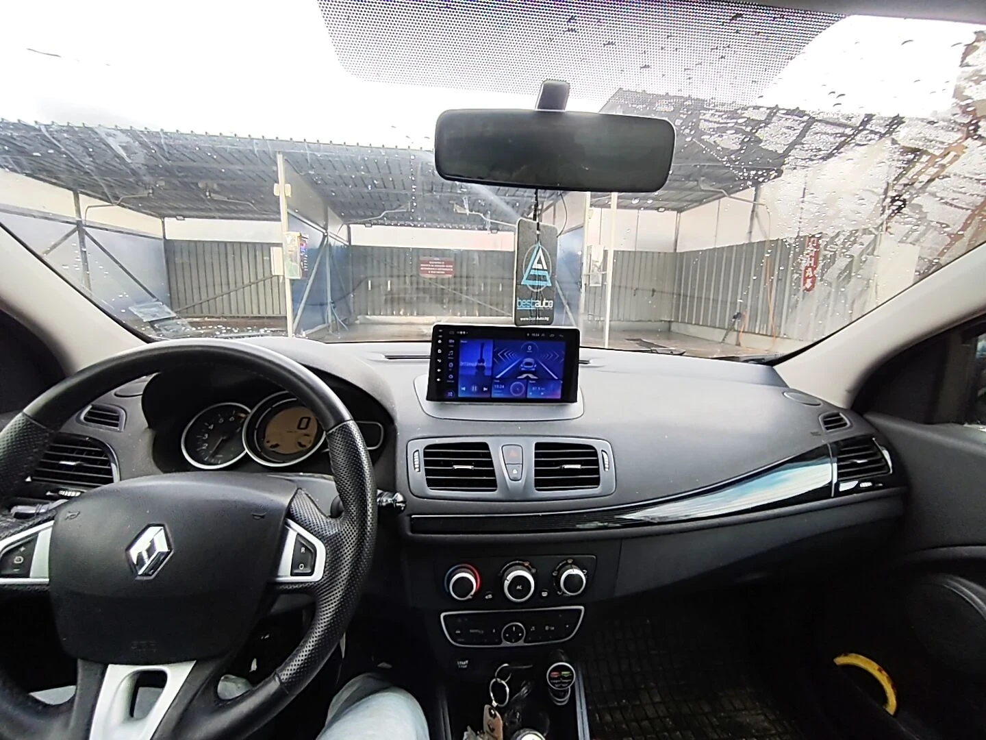 Renault Megane  - изображение 6