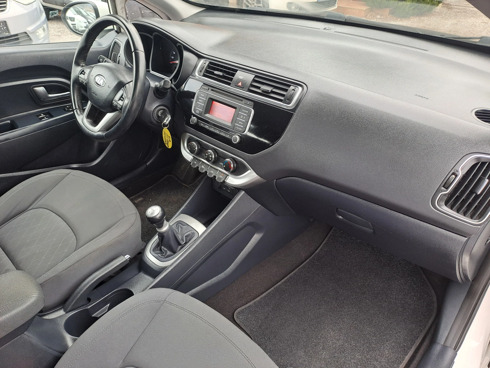 Kia Rio 1.2 i | Mobile.bg � ����������� 9