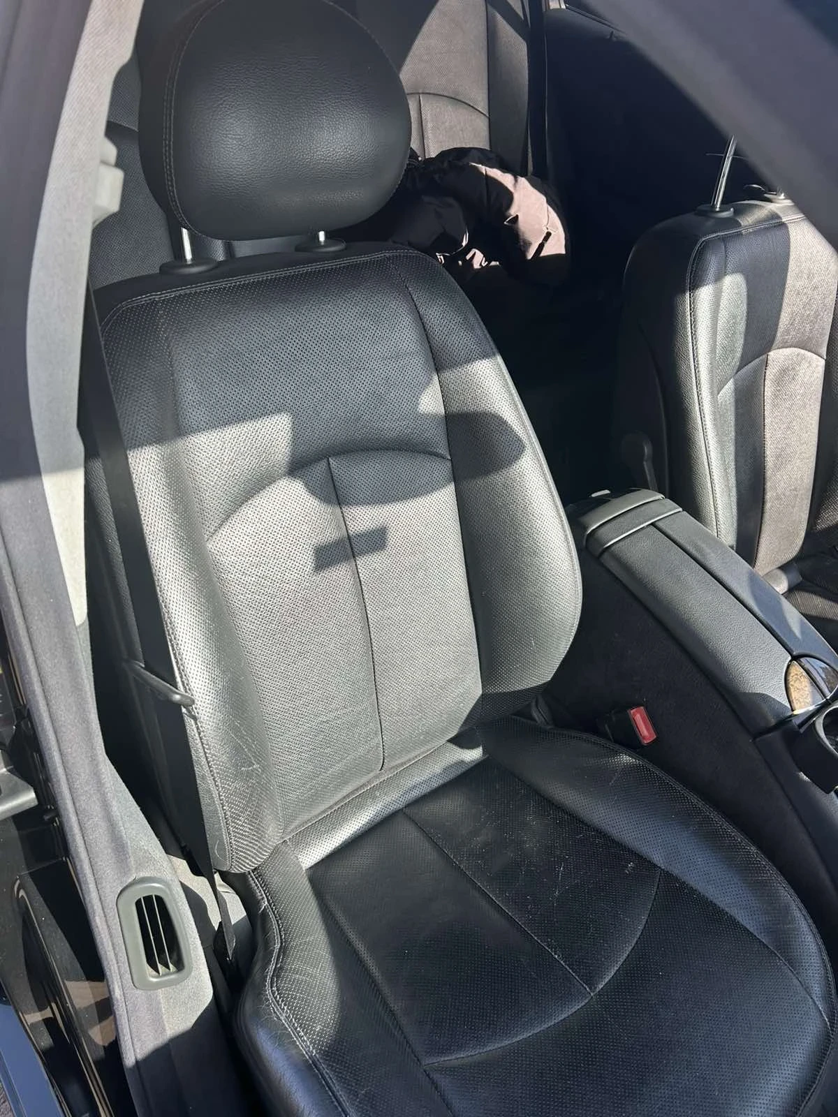 Mercedes-Benz E 320 4matic, LPG, снимка 9 - Автомобили и джипове - 53828142