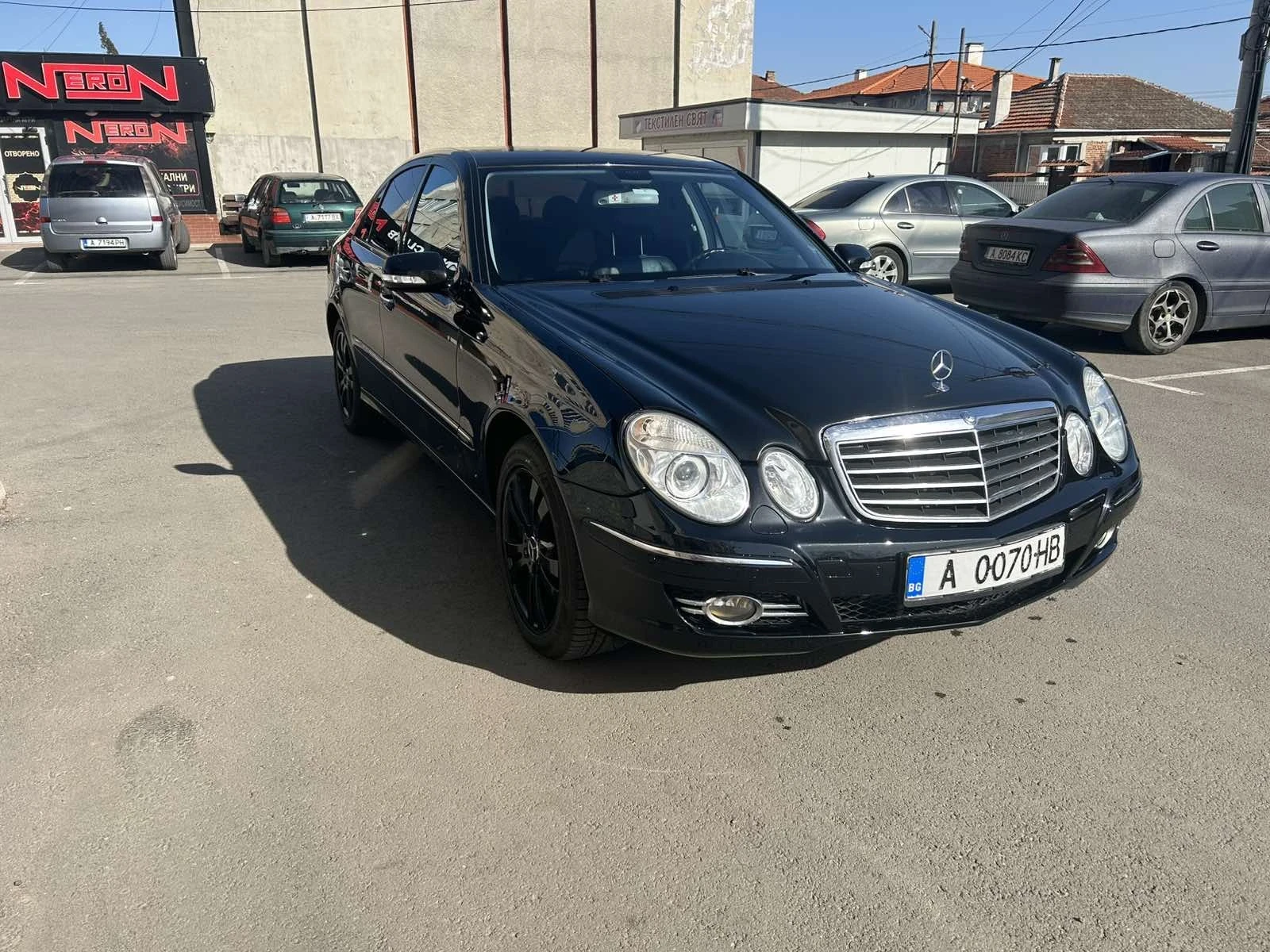 Mercedes-Benz E 320 4matic, LPG, снимка 3 - Автомобили и джипове - 53828142