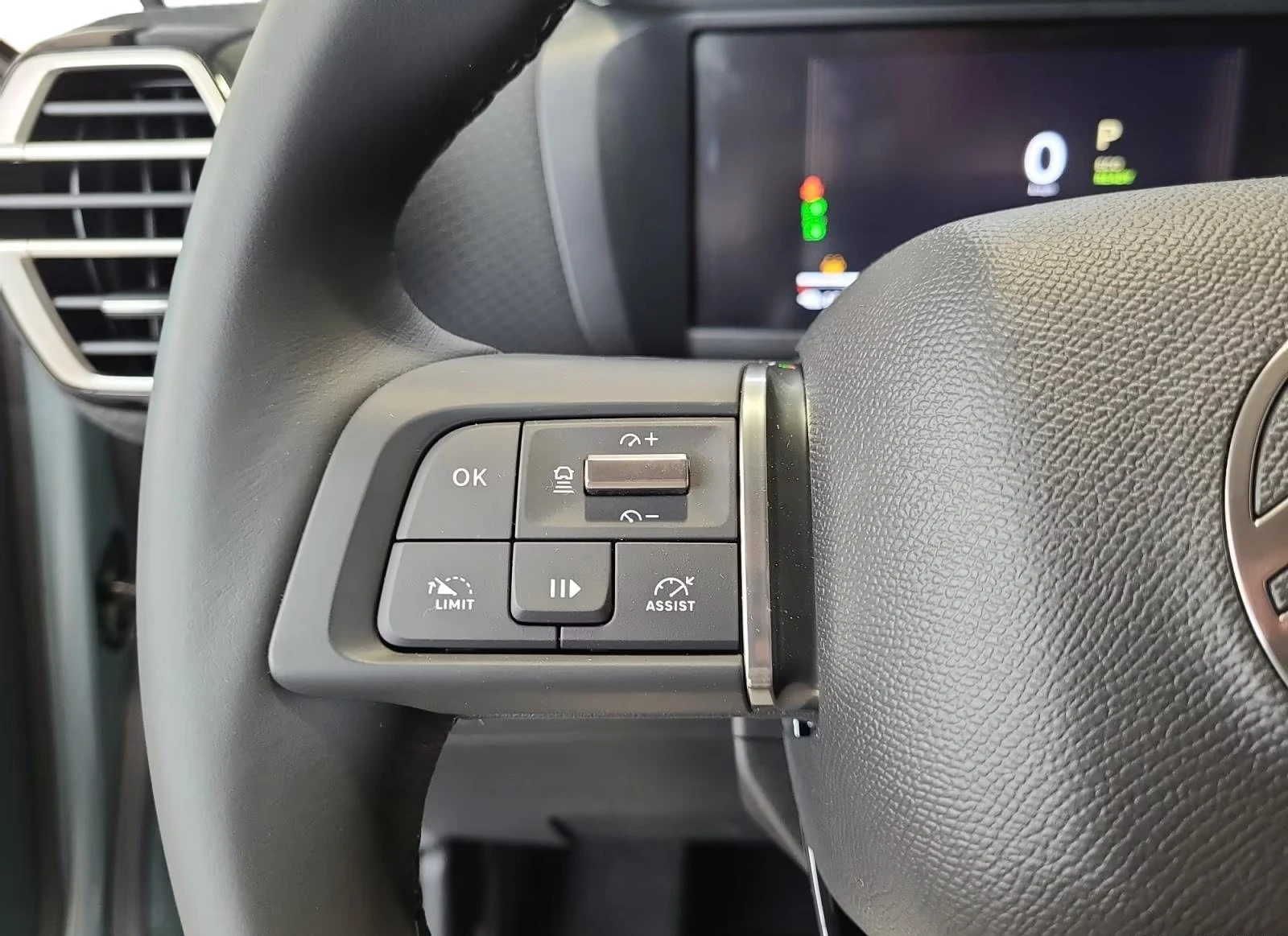 Citroen C4 e-MAX/156HP/CAM/HUD/NAVI/LED/CPLAY/DIGI/139q, снимка 9 - Автомобили и джипове - 54135519