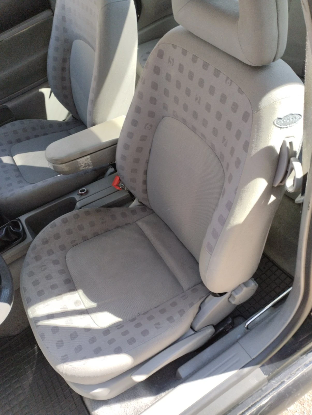 VW Beetle, снимка 6 - Автомобили и джипове - 54259539