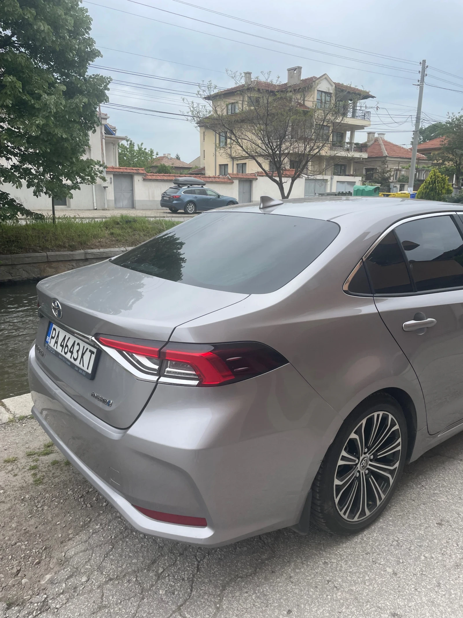 Toyota Corolla Executive Plus | Mobile.bg � ����������� 2