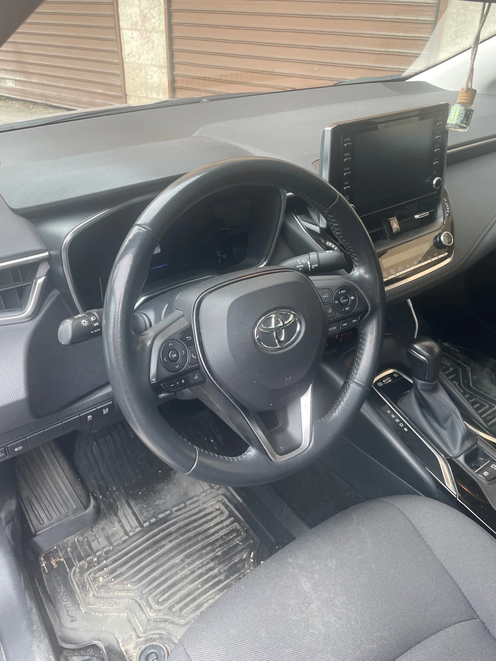 Toyota Corolla Executive Plus | Mobile.bg � ����������� 5