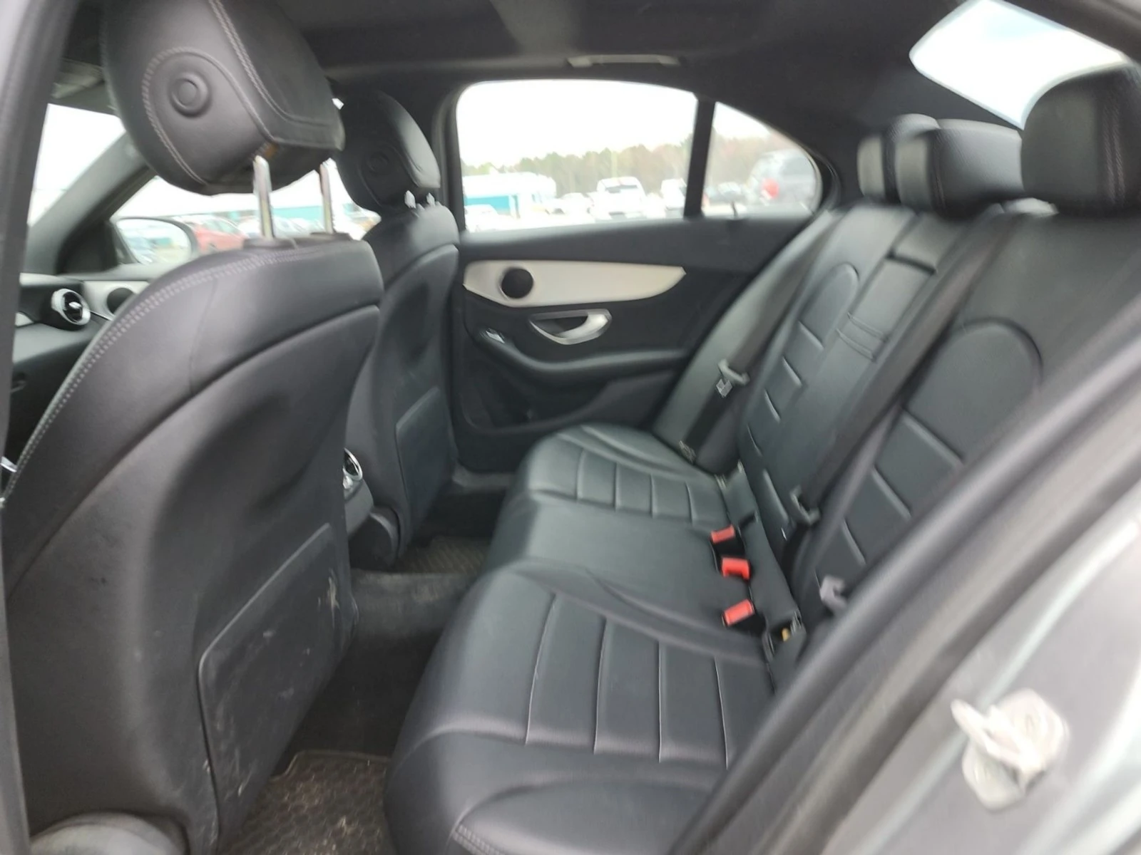 Mercedes-Benz C 300 AWD* АвтоКредит* (ЦЕНА ДО БГ), снимка 12 - Автомобили и джипове - 54477509