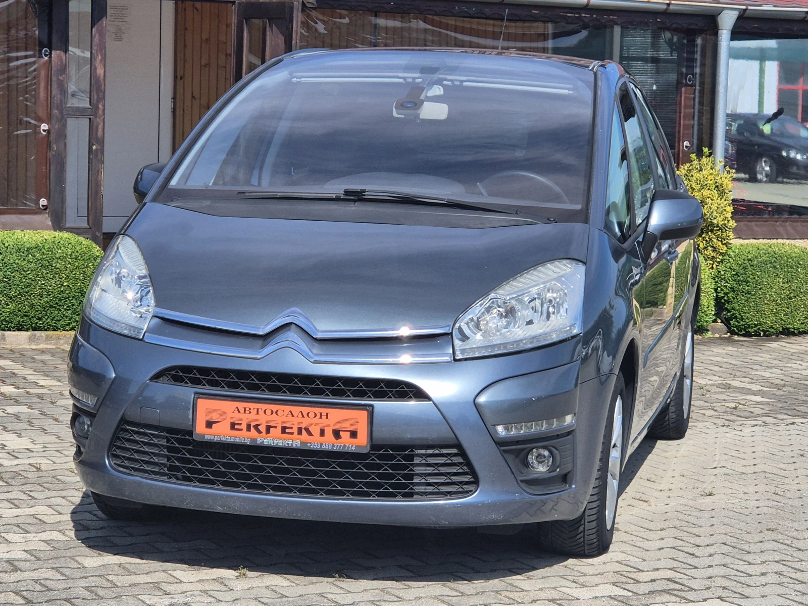 Citroen C4 Picasso 1.6HDI 112к.с Автомат, снимка 3 - Автомобили и джипове - 54748092