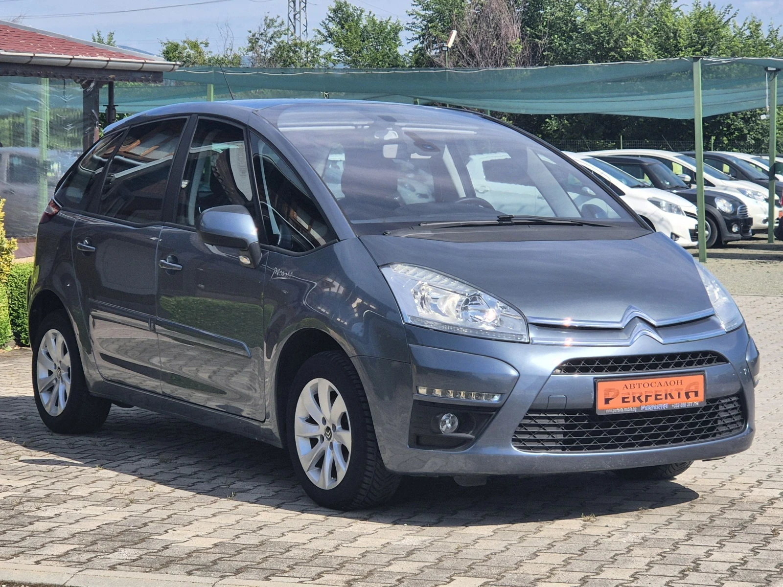Citroen C4 Picasso 1.6HDI 112к.с Автомат, снимка 5 - Автомобили и джипове - 54748092