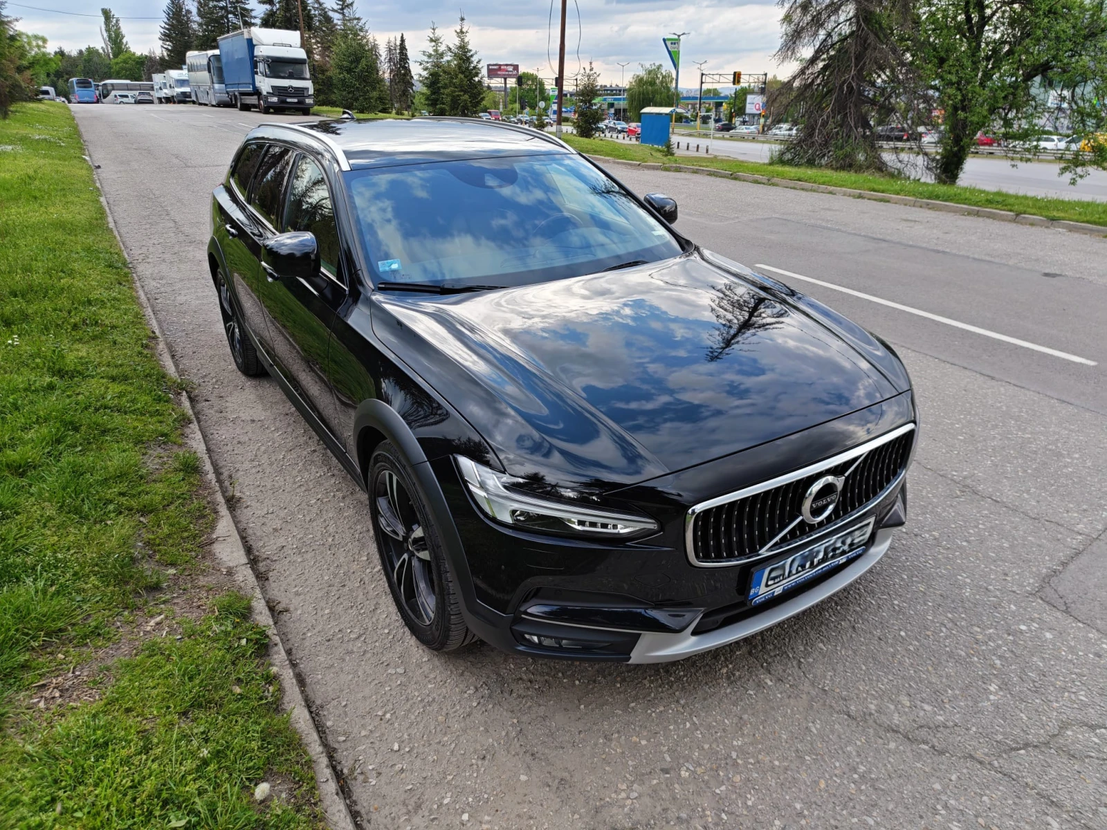 Volvo V90 Cross Country, снимка 4 - Автомобили и джипове - 54783841