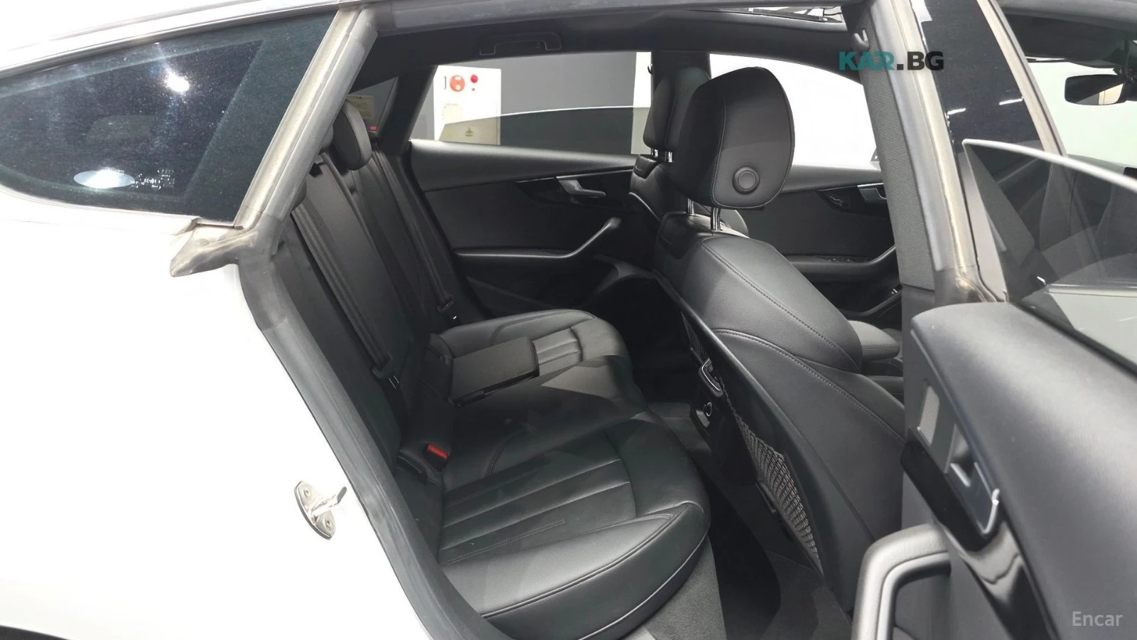 Audi A5 QUATTRO* PREMIUM* 45TFSI* DISTRONIC* HUD* КАМЕРА* , снимка 9 - Автомобили и джипове - 54916787